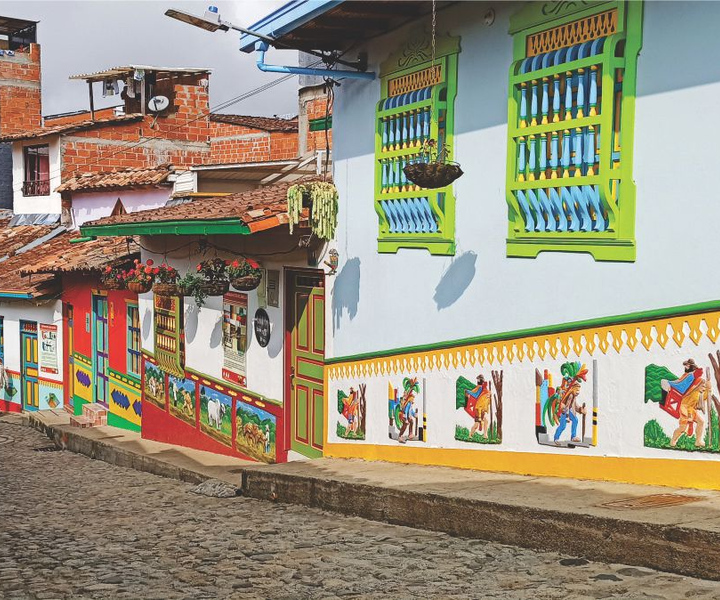 Guatapé: Tour Guatapé y Peñol Desde Medellín Todo Incluido.