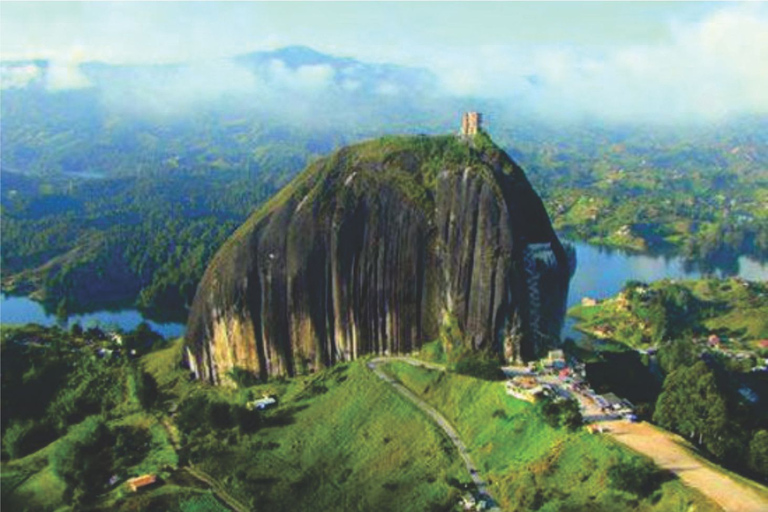 Guatapé: Tour Guatapé und Peñol ab Medellín, alles inklusive.