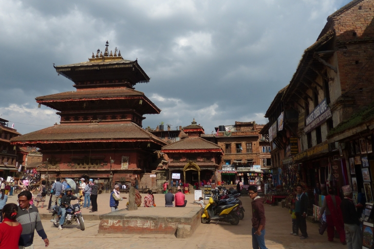 Bhaktapur en Changu Narayan Tour met privégids