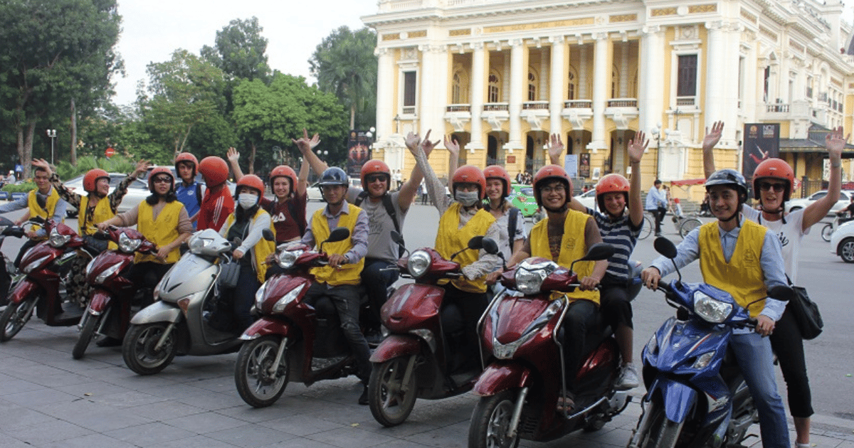 Best Family & Friend Day Trips and Activities in Vietnam 24 Hanoi: Food and Sightseeing Motorbike Tour with 7 Tastings