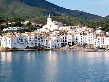 From Roses: Cruise on Costa Brava to Cadaqués
