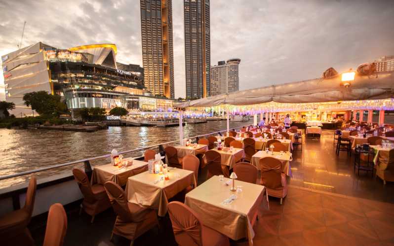 Bangkok: Grand Chao Phraya Dinner Cruise with Live Show