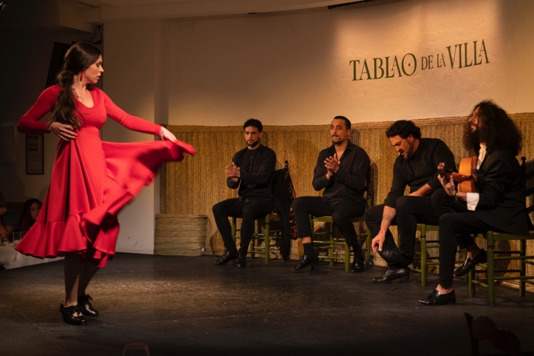 Madrid: Tablao de La Villa Flamenco Show mit Getränk