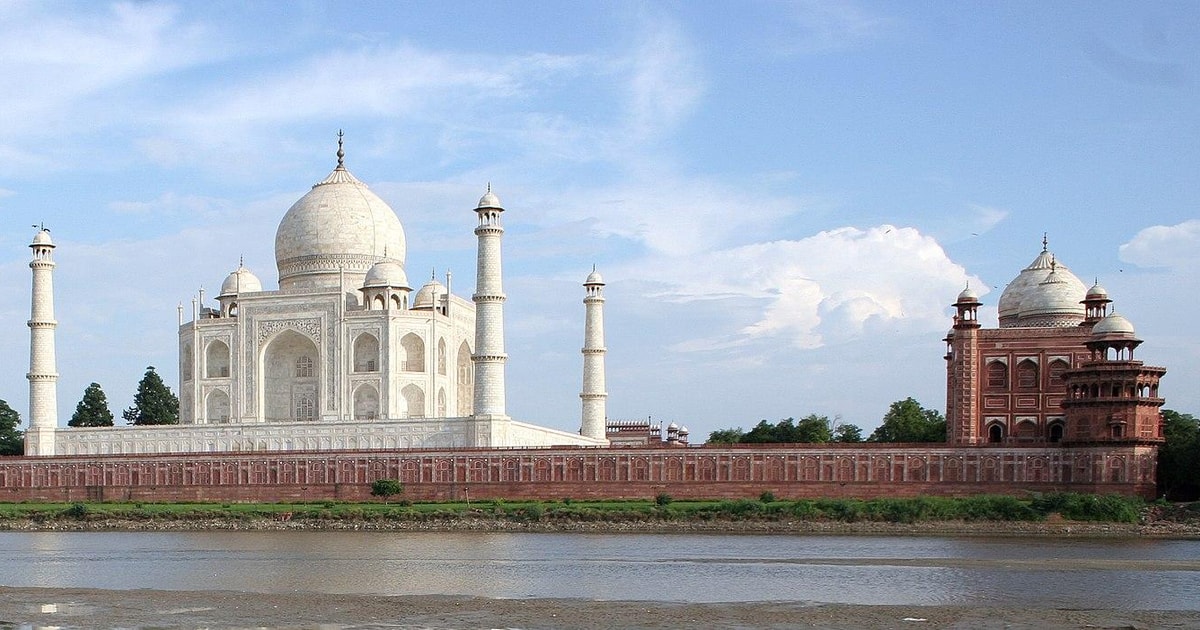 Agra and Taj Mahal FullDay Trip and Train Ticket from Dehli GetYourGuide