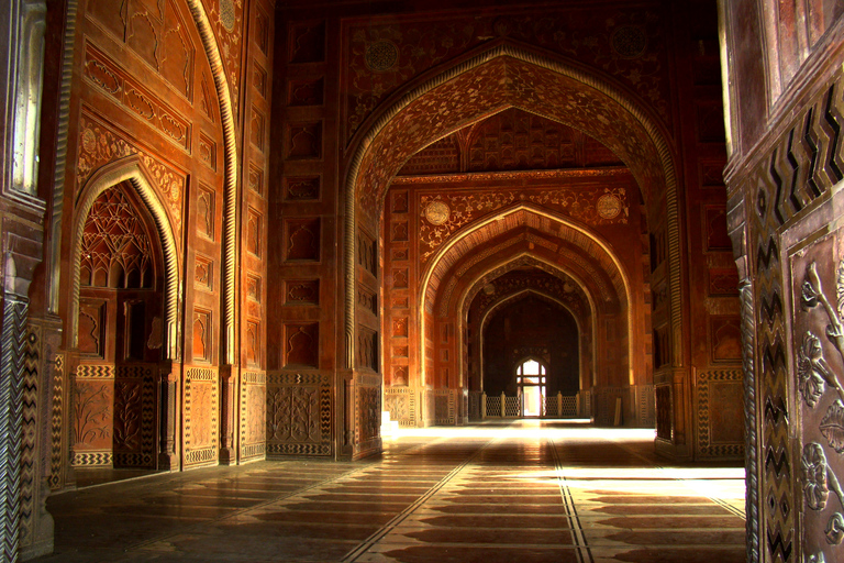 Excursion d'une journée à Agra et au Taj Mahal et billet de train à partir de Dehli