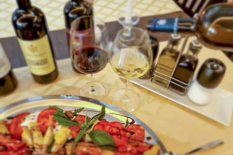 Bogen: Degustación de vinos y platos italianos en el restaurante PulcinellaDegustación de Pulcinella