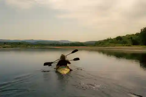 Mont-Tremblant : kayak/planche à voile autoguidée sur la rivière Rouge