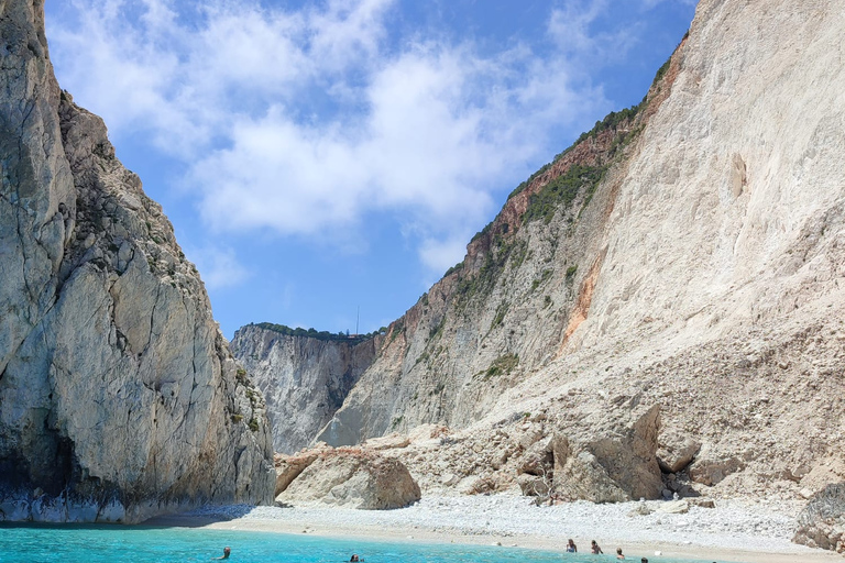 Crucero Privado a la Isla de las Tortugas, Cuevas de Keri y Mizithres