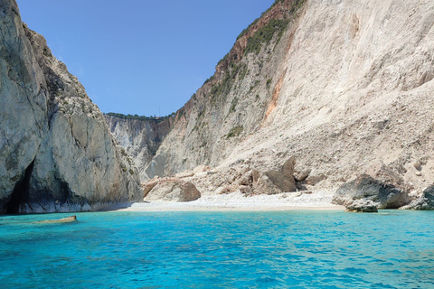 Crucero Privado a la Isla de las Tortugas, Cuevas de Keri y Mizithres