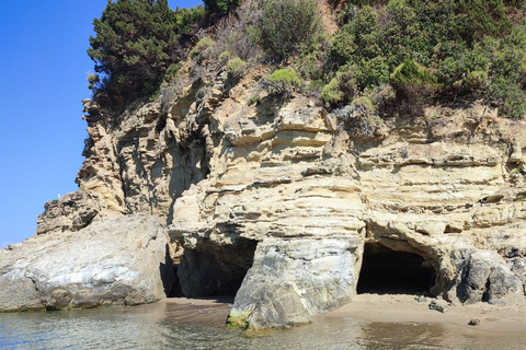 Crociera privata all&#039;Isola delle Tartarughe, alle Grotte di Keri e a MizithresCrociera privata all&#039;isola delle tartarughe, grotte di Keri e Mizithres