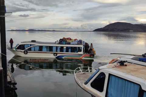 Z Cusco: cały dzień Uros i wyspa TaquileZ Cusco: cały dzień Uros i wyspy Taquile