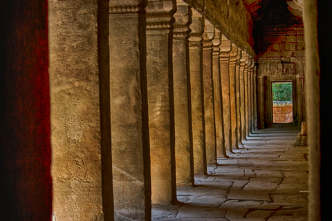 5 giorni con tutte le attrazioni imperdibili a Siem Reap5 giorni Tutti i templi imperdibili, la cascata e il villaggio galleggiante