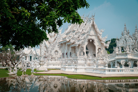 From Chiang Mai: Chiang Rai Temples Tour Private Tour with Hotel Pickup