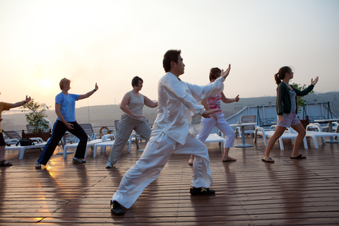 4D3N Yangtze River Victoria Cruise: Chongqing to Yichang Executive Suite