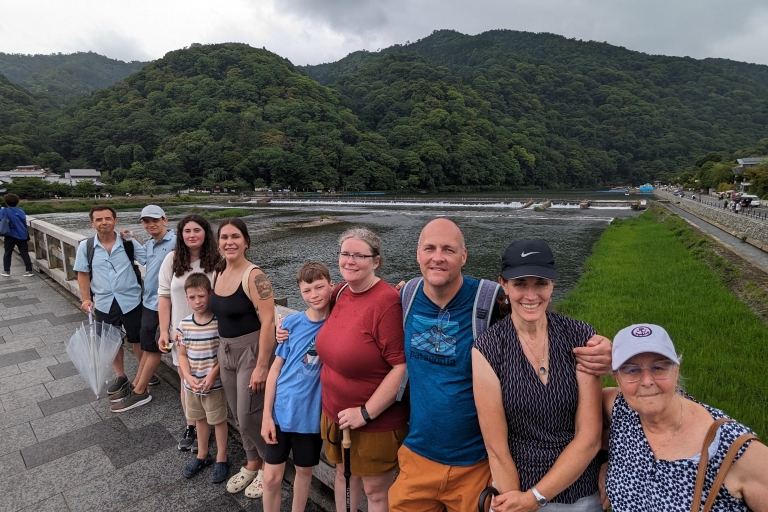 Kioto: wycieczka piesza Arashiyama ze świątynią i parkiem małpPrywatna wycieczka po Arashiyamie