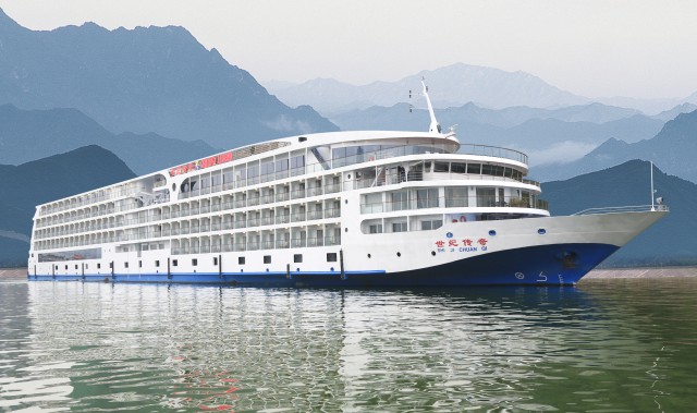 Visit Chongqing Yangtze River Cruise with Meals and Accommodation in Paris