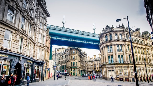 Newcastle: Self-Guided City Walk & Interactive Treasure Hunt