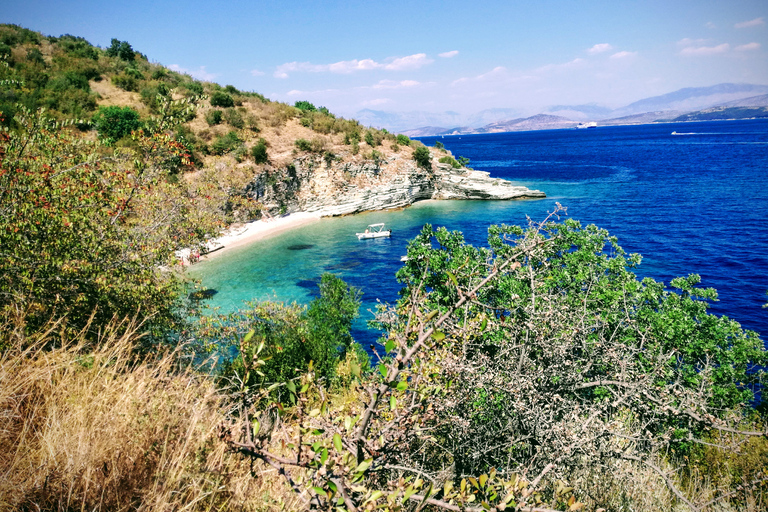 Privat upptäcktsfärd på Korfu Beach: Njut av sol och havHalvdag