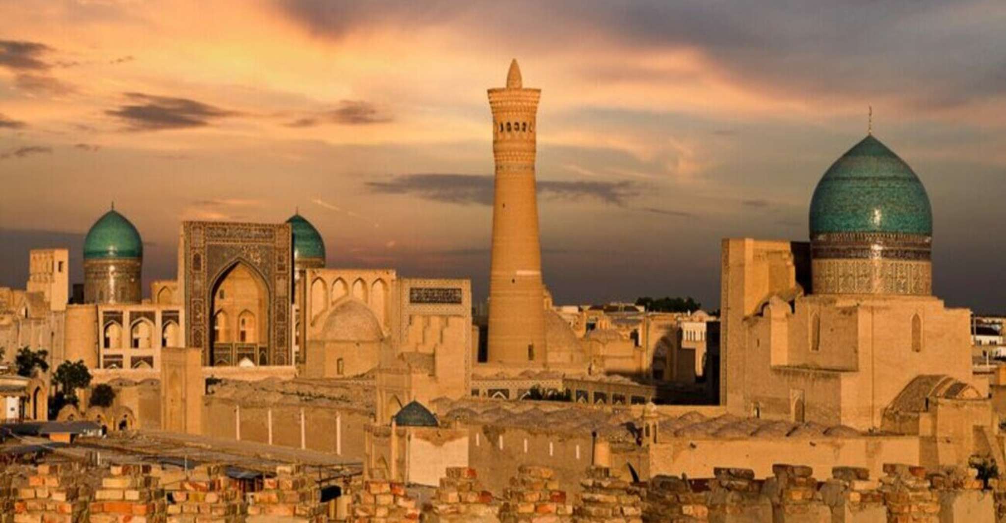 Door de achterstraatjes van Bukhara - niet saai Bukhara! - Hizvo