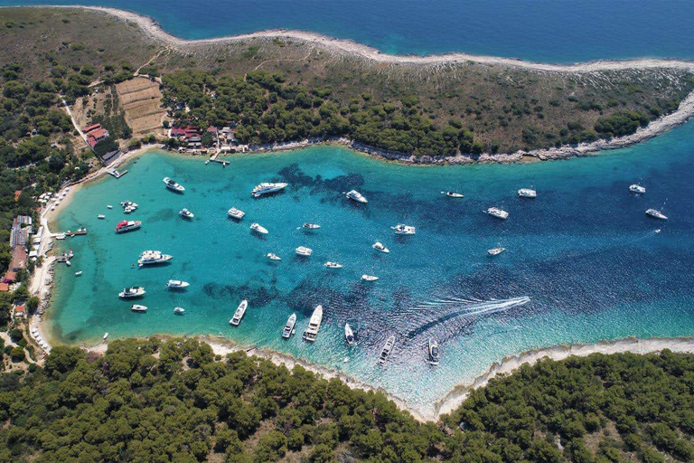 From Hvar: Blue Cave & Vis Island Small Group Boat Tour