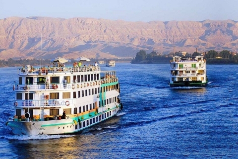 Desde Luxor Crucero de una noche por el Nilo hasta AsuánBarco de lujo