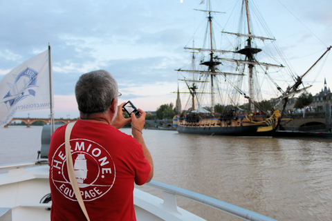 Bordeaux: cruzeiro guiado pelo rioBordéus: cruzeiro fluvial guiado