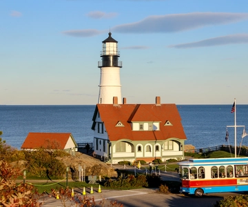 Portland: Trolley City Tour with Portland Head Light Stop