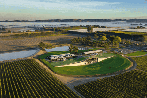 Melbourne: Helicopter, Wine Tasting & Lunch in Yarra Valley - Image 3
