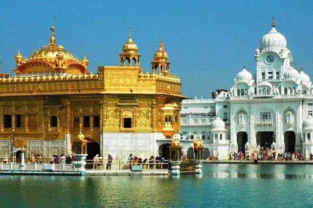 Visit Private Day Trip Golden Temple & Wagah Border from Amritsar in Amritsar, Punjab, India
