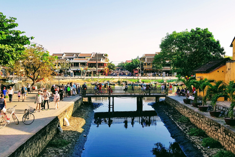 Discover the UNESCO Heritage of Hoi An: Walking & River boat Discover the UNESCO Heritage of Hoi An: Walking & River boat