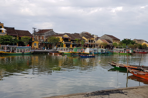 Discover the UNESCO Heritage of Hoi An: Walking & River boat Discover the UNESCO Heritage of Hoi An: Walking & River boat