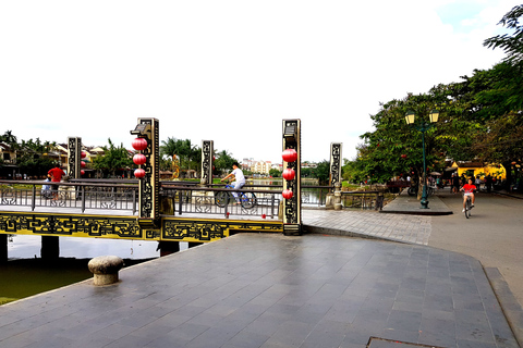 Discover the UNESCO Heritage of Hoi An: Walking & River boat Discover the UNESCO Heritage of Hoi An: Walking & River boat