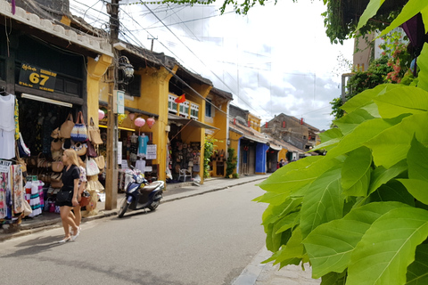 Discover the UNESCO Heritage of Hoi An: Walking & River boat Discover the UNESCO Heritage of Hoi An: Walking & River boat