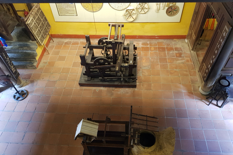 Discover the UNESCO Heritage of Hoi An: Walking & River boat Discover the UNESCO Heritage of Hoi An: Walking & River boat