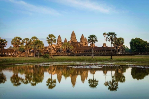Excursión privada de un día a Angkor Wat con contemplación de la puesta de sol en el templo