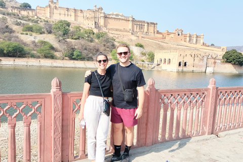 Entzückende private Ganztagestour durch Jaipur mit Guide