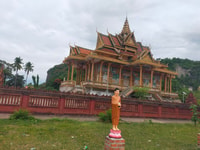 Battambang Tuk-Tuk,Bamboo Train, Killing & Bat Caves, Sunset - Housity