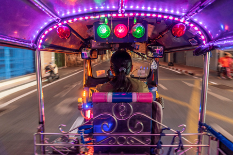 Bangkok: Flower Market and Food Night Tour by Tuk Tuk Group Tour