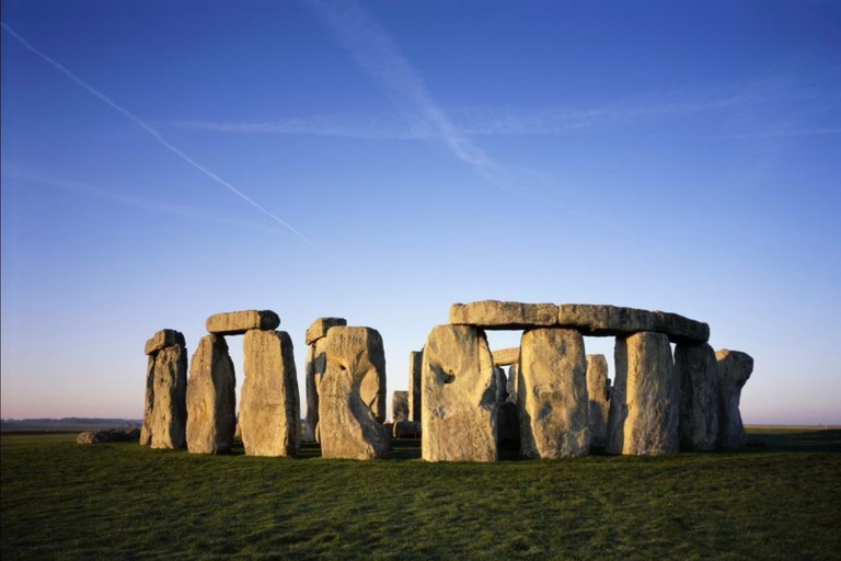 Från London: Stonehenge och Bath Privat heldagsutflykt