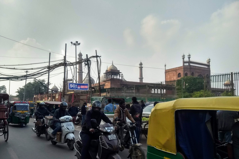 Paseo gastronómico y patrimonial con Tuk-Tuk y Rickshaw