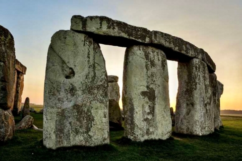 Au départ de Londres : excursion privée d'une journée à Stonehenge et Bath