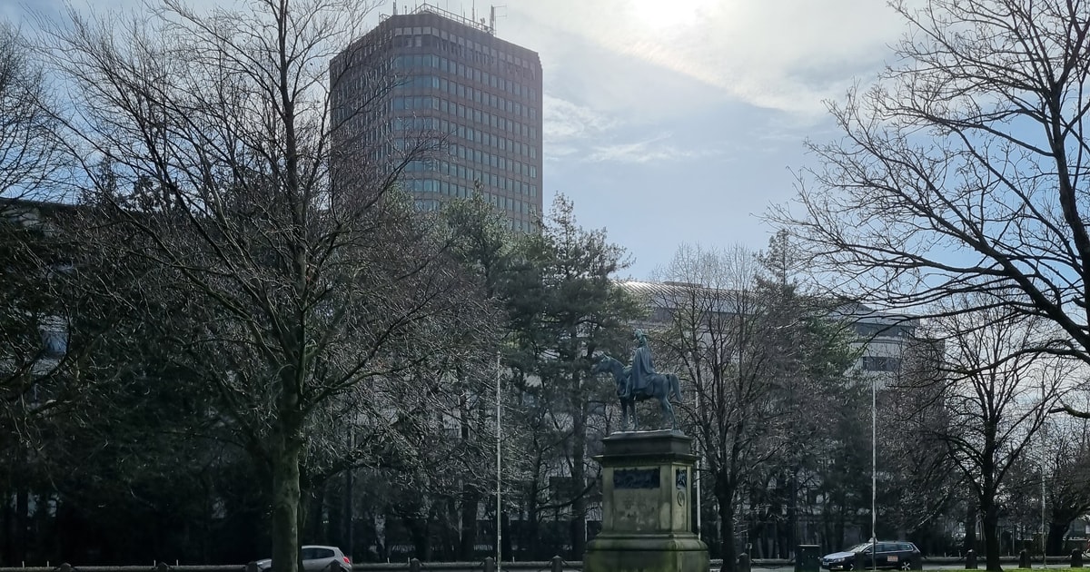 Cardiff self-guided walking tour and scavenger hunt | GetYourGuide