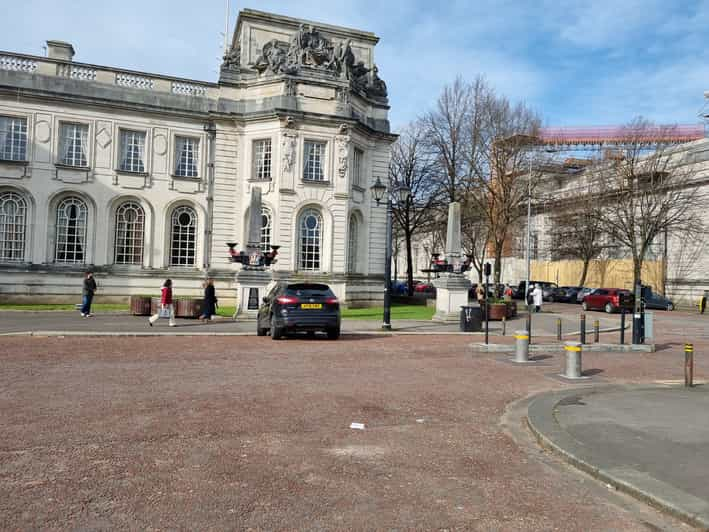 cardiff university self guided tour