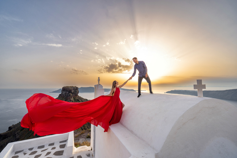 Sesión de fotos con vestido volador en Santorini: Paquete exprés