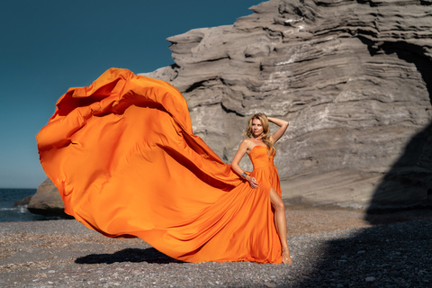 Photoshoot en robe volante à Santorin : Forfait express