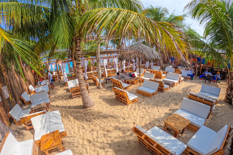 Från Cartagena: Baru och Playa Blanca heldagstur i mangroveträd