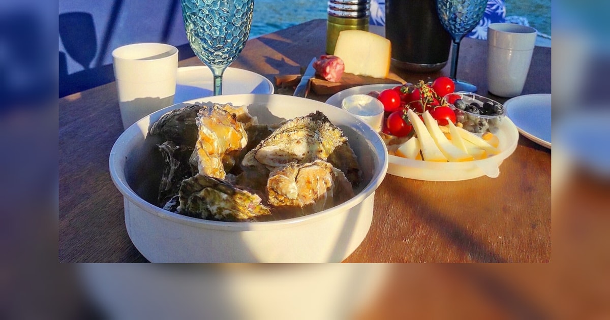 Sunset Aperitivo At Poetto Beach In Cagliari GetYourGuide Sunset Aperitivo At Poetto Beach In Cagliari GetYourGuide