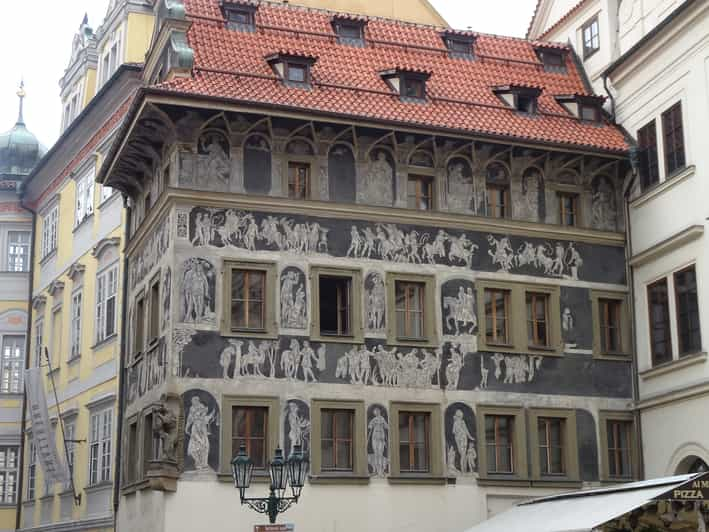 Selbstgeführter Rundgang Durch Die Prager Altstadt And Schnitzeljagd Getyourguide 