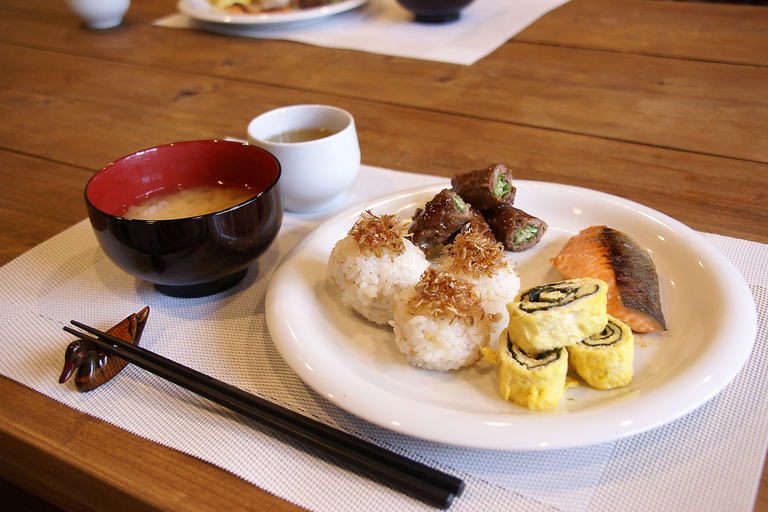 Tokyo: Corso di cucina casalinga giapponese con pasto