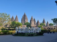 Yogyakarta, Borobudur Salite al tour Top e Prambanan - Hizvo